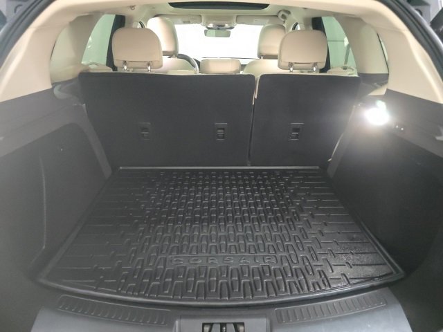 Used 2021 Lincoln Corsair Reserve w/ Equipment Group 201A image 12