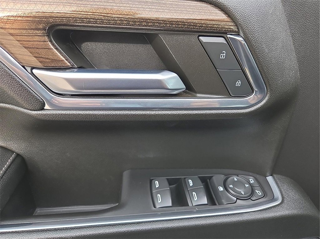 Used 2024 Chevrolet Silverado 1500 LT Trail Boss w/ LT Trail Boss Premium Package image 13