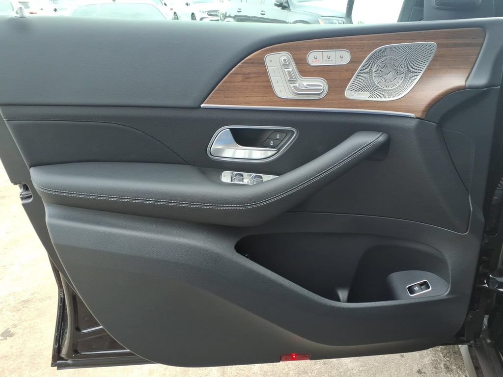 Used 2026 Mercedes-Benz GLE 350 4MATIC image 11