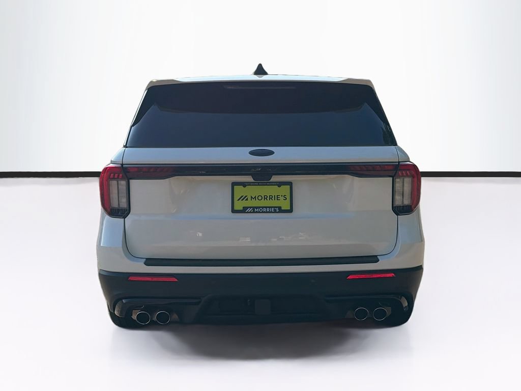 Used 2025 Ford Explorer ST AWD/4WD image 6