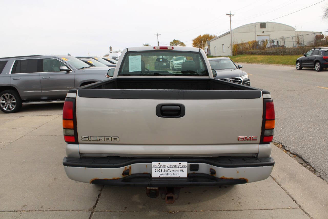 Used 2004 GMC Sierra 1500 W/T w/ Light Duty Power Package image 2