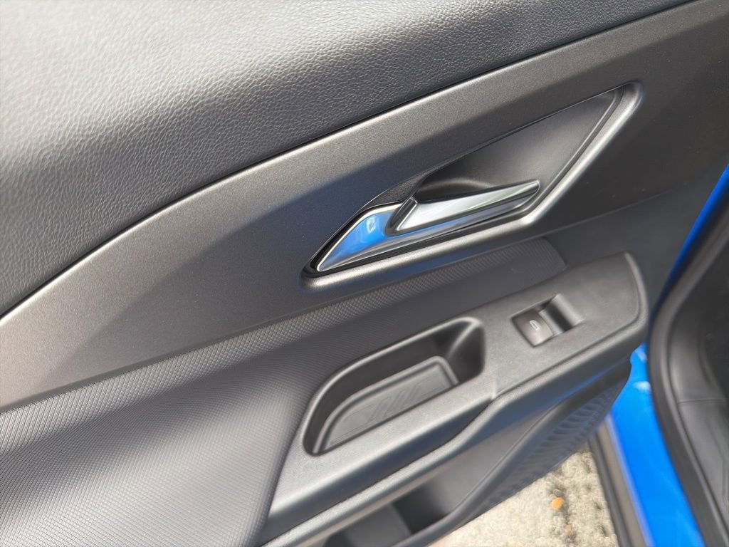 New 2026 Chevrolet Equinox EV LT image 32