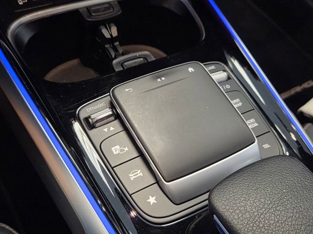 Used 2021 Mercedes-Benz GLB 250 image 23