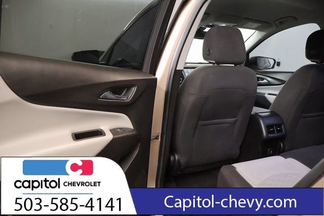 Used 2019 Chevrolet Equinox LS image 26