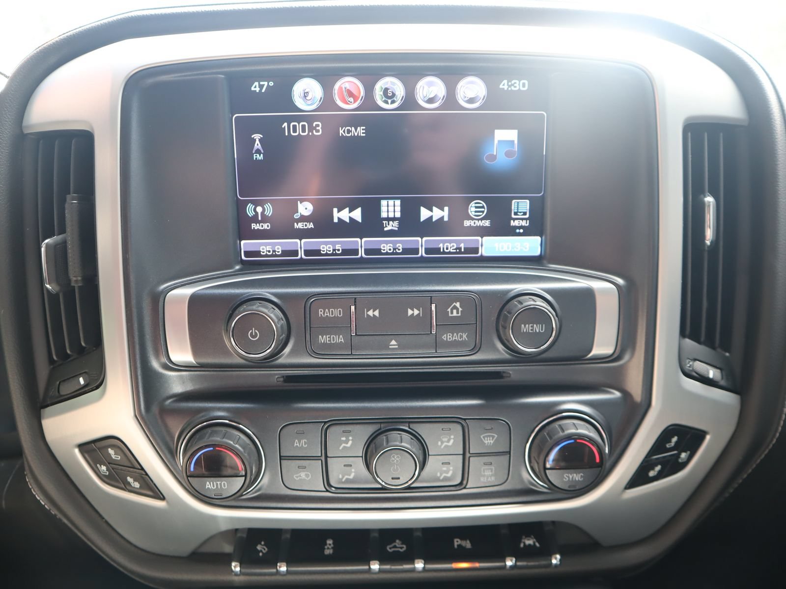Used 2018 GMC Sierra 1500 SLT AWD/4WD image 42