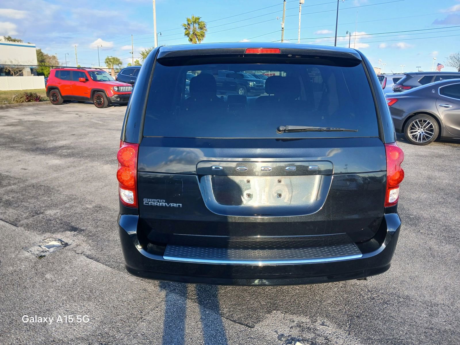 Used 2016 Dodge Grand Caravan SE w/ Quick Order Package 29E SE FWD image 5