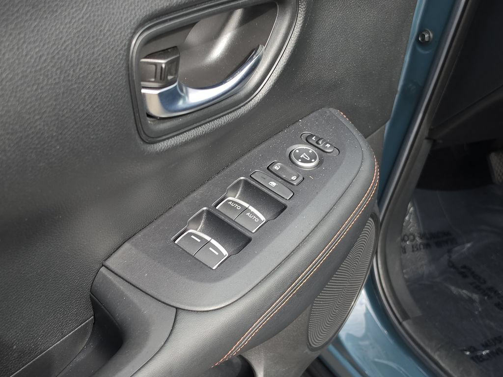 Used 2024 Honda HR-V Sport image 11