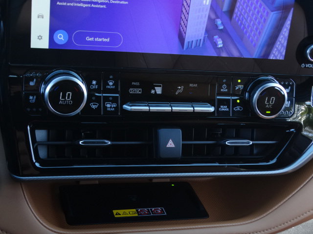 New 2026 Toyota Highlander Platinum image 22