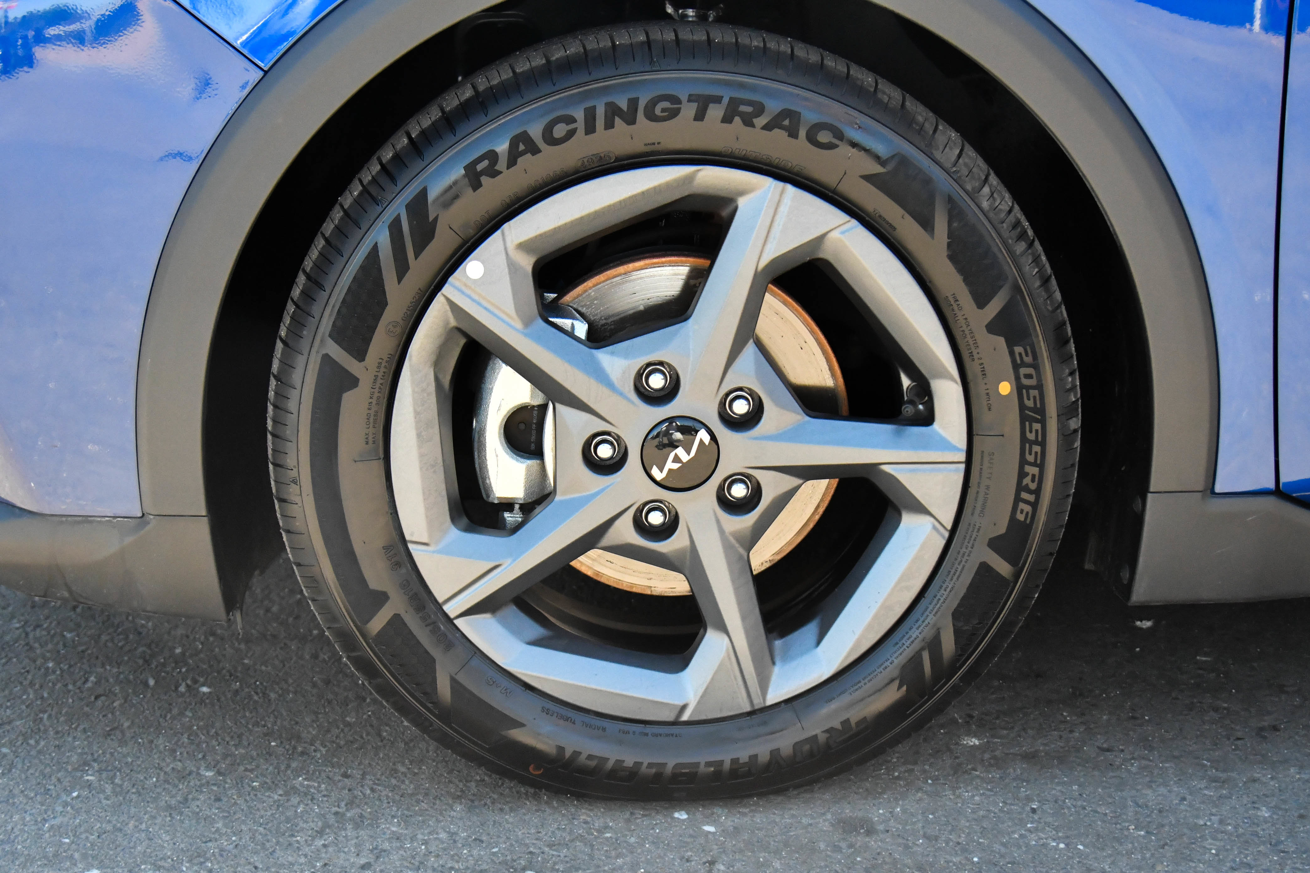 Used 2025 Kia K4 FWD image 12
