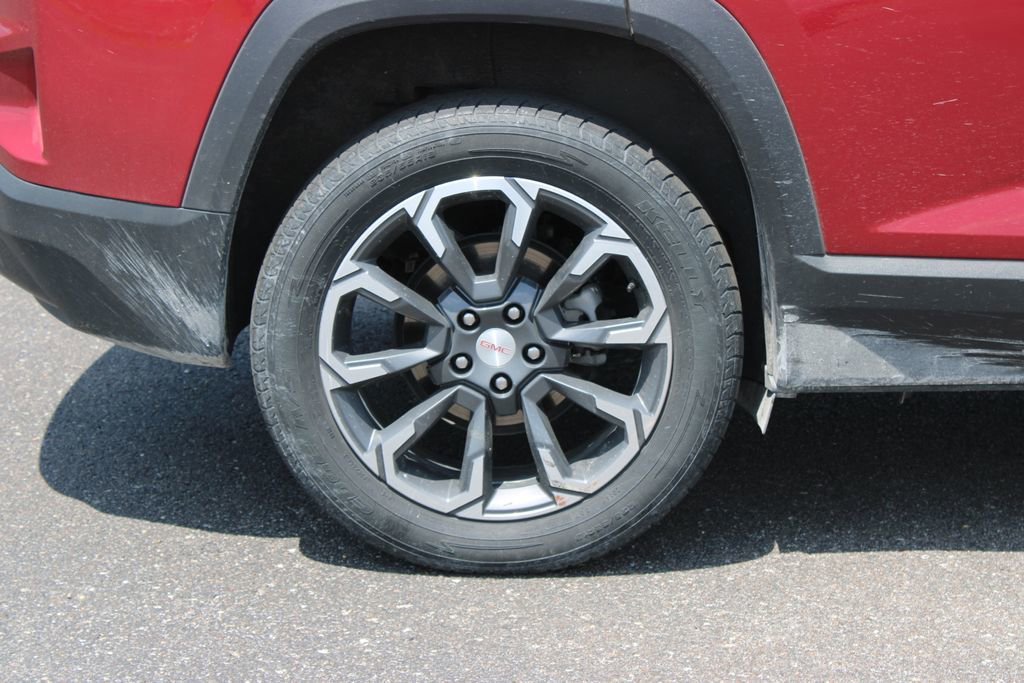 Used 2025 GMC Terrain Elevation w/ Elevation Premium Package AWD/4WD image 12