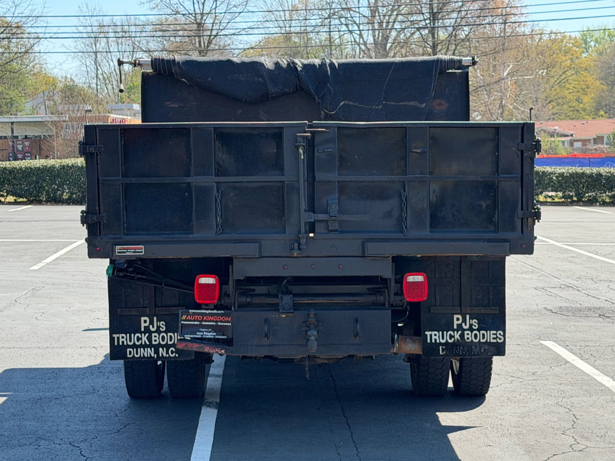 Used 2016 RAM 5500 Tradesman image 9