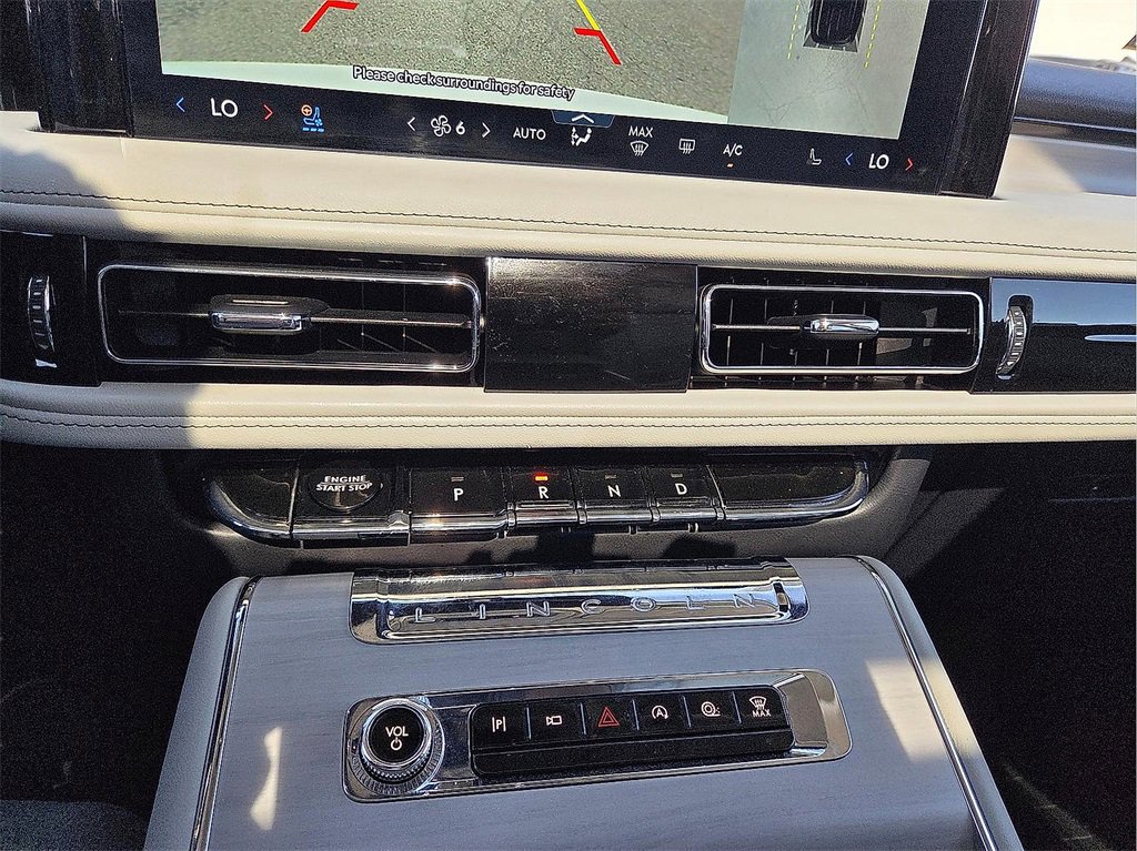 Certified 2025 Lincoln Aviator Reserve w/ Illumination Package image 14