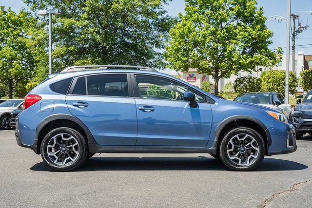 Used 2016 Subaru Crosstrek 2.0i Premium w/ Moonroof Package AWD/4WD image 3