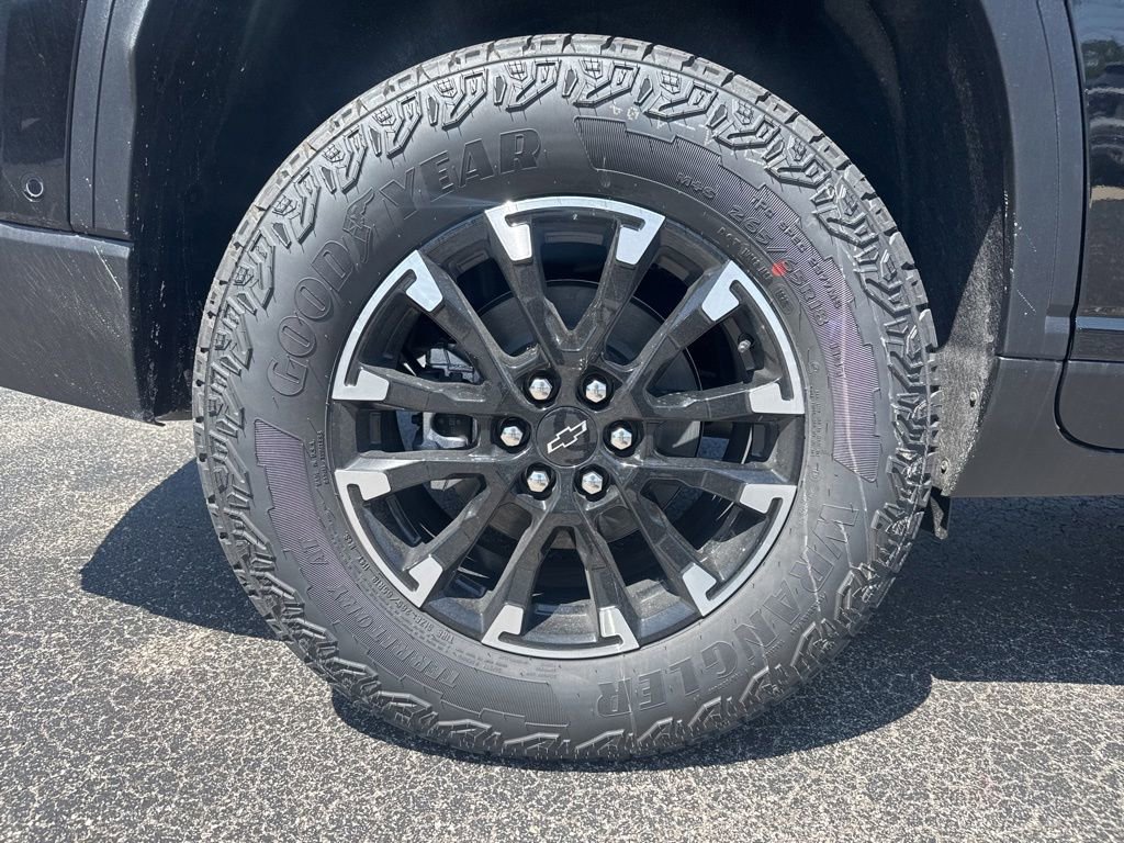 New 2026 Chevrolet Traverse Z71 w/ Enhanced Driving Package AWD/4WD image 9