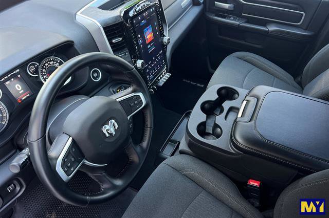 Used 2024 RAM 2500 Big Horn w/ Sport Appearance Package image 10