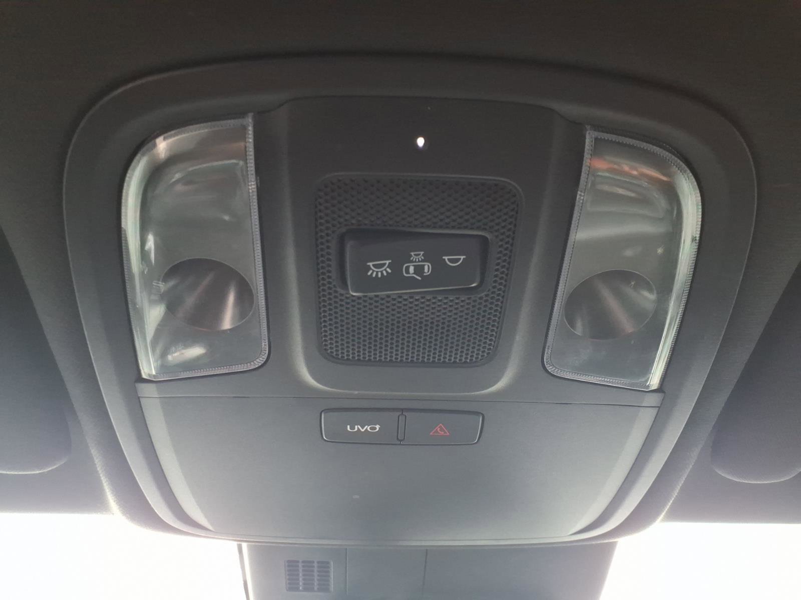 Used 2022 Kia Stinger GT-Line image 16