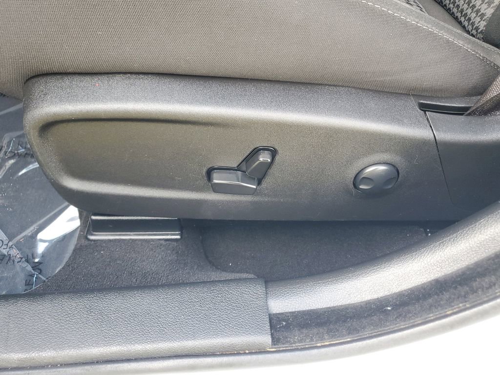 Used 2023 Dodge Charger GT image 21