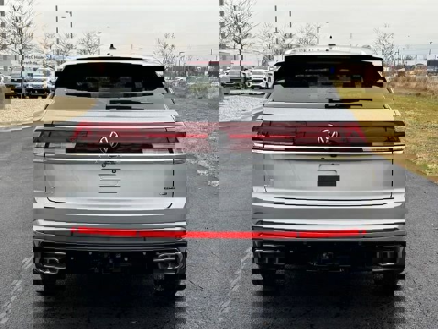 New 2026 Volkswagen Atlas Cross Sport SEL Premium R-Line image 5