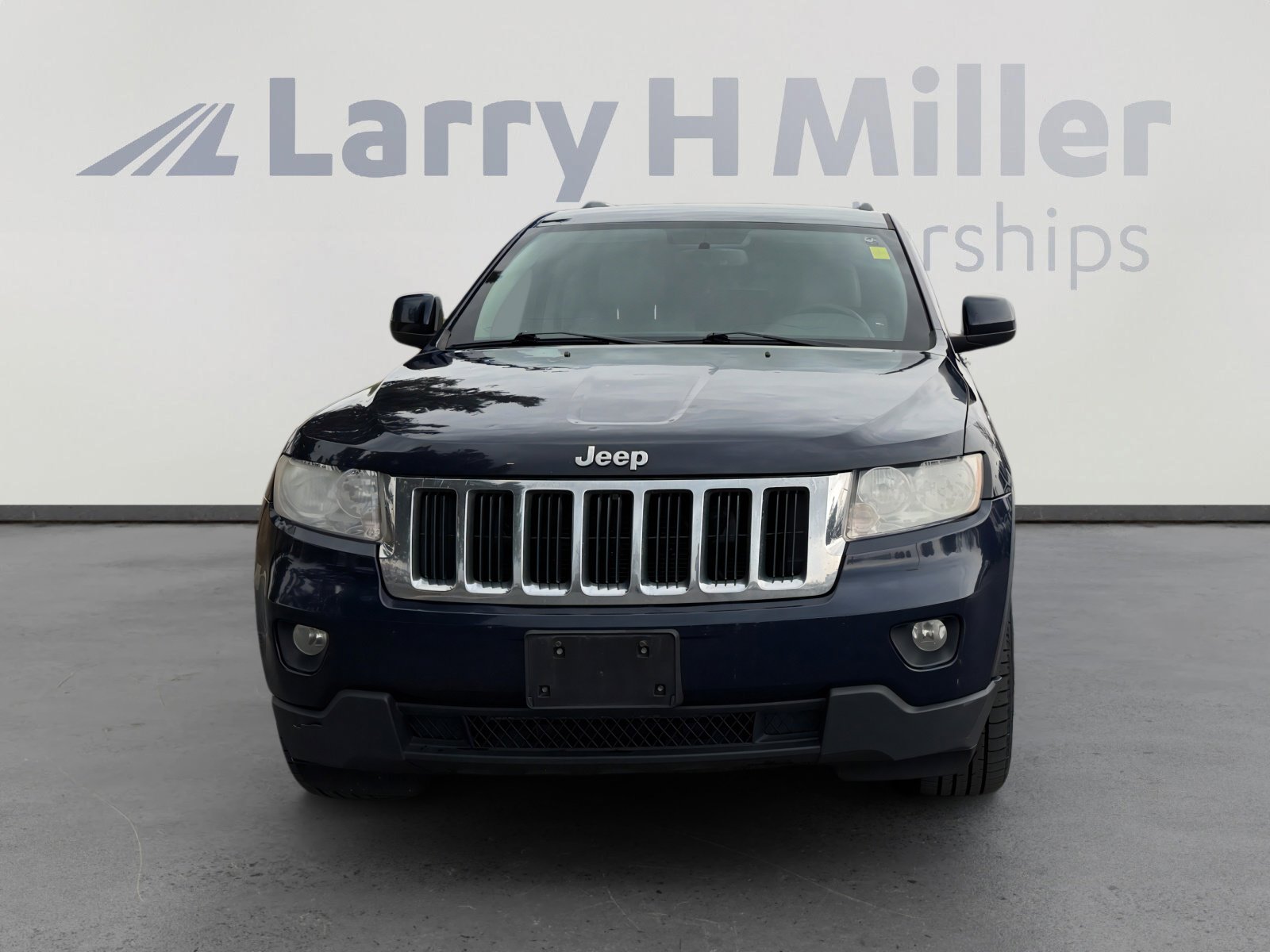 Used 2012 Jeep Grand Cherokee Laredo AWD/4WD image 8