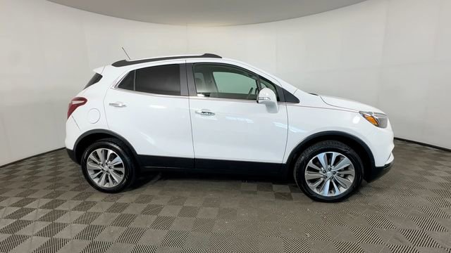 Used 2019 Buick Encore Preferred AWD/4WD image 3