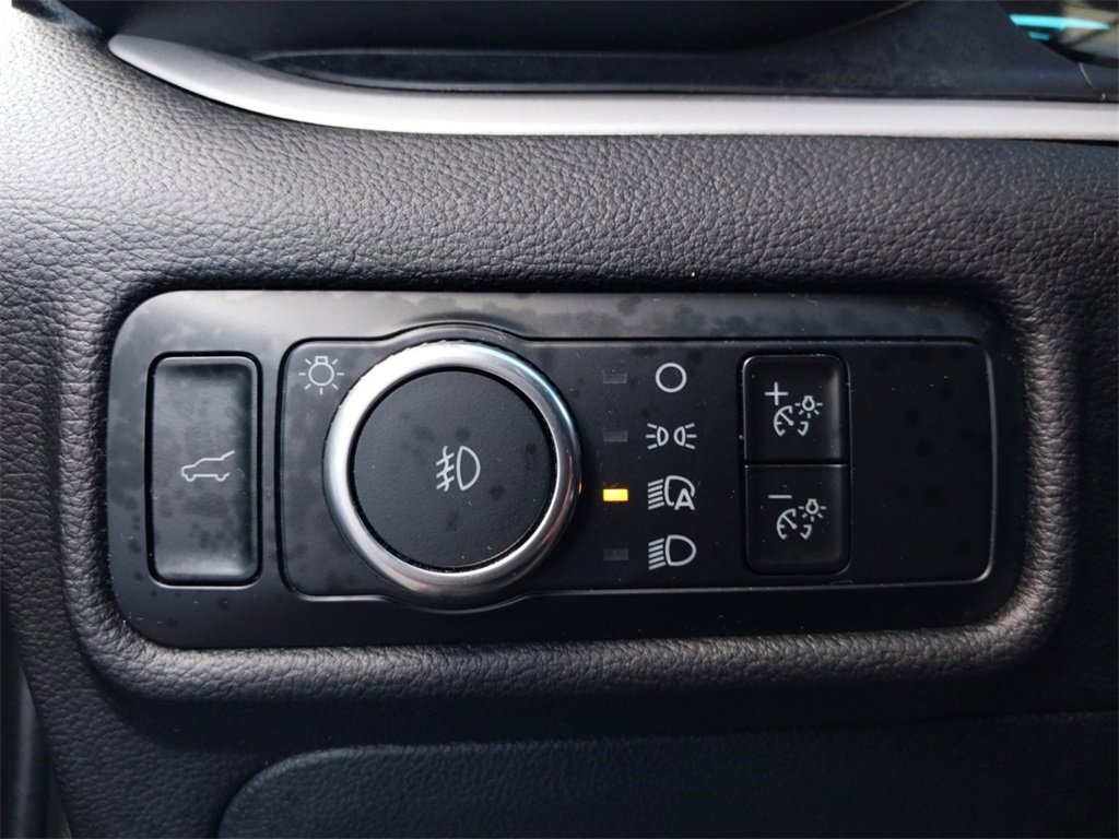 Used 2024 Ford Explorer XLT w/ Equipment Group 202A image 20