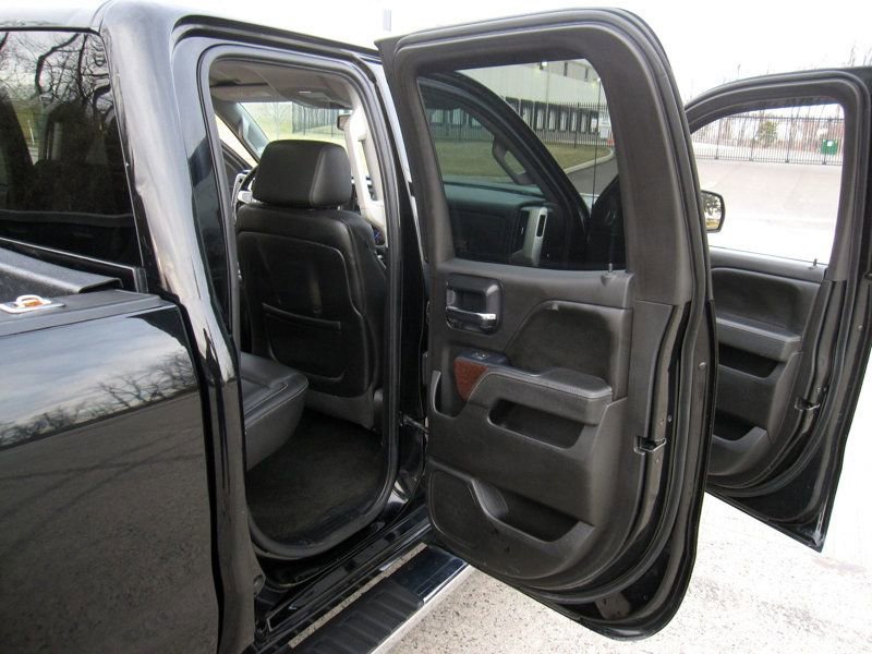 Used 2015 GMC Sierra 2500 SLT w/ Driver Alert Package image 30