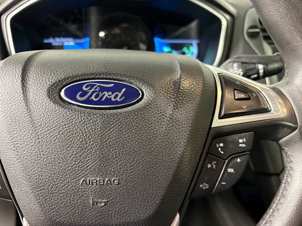 Used 2014 Ford Fusion Titanium FWD image 21