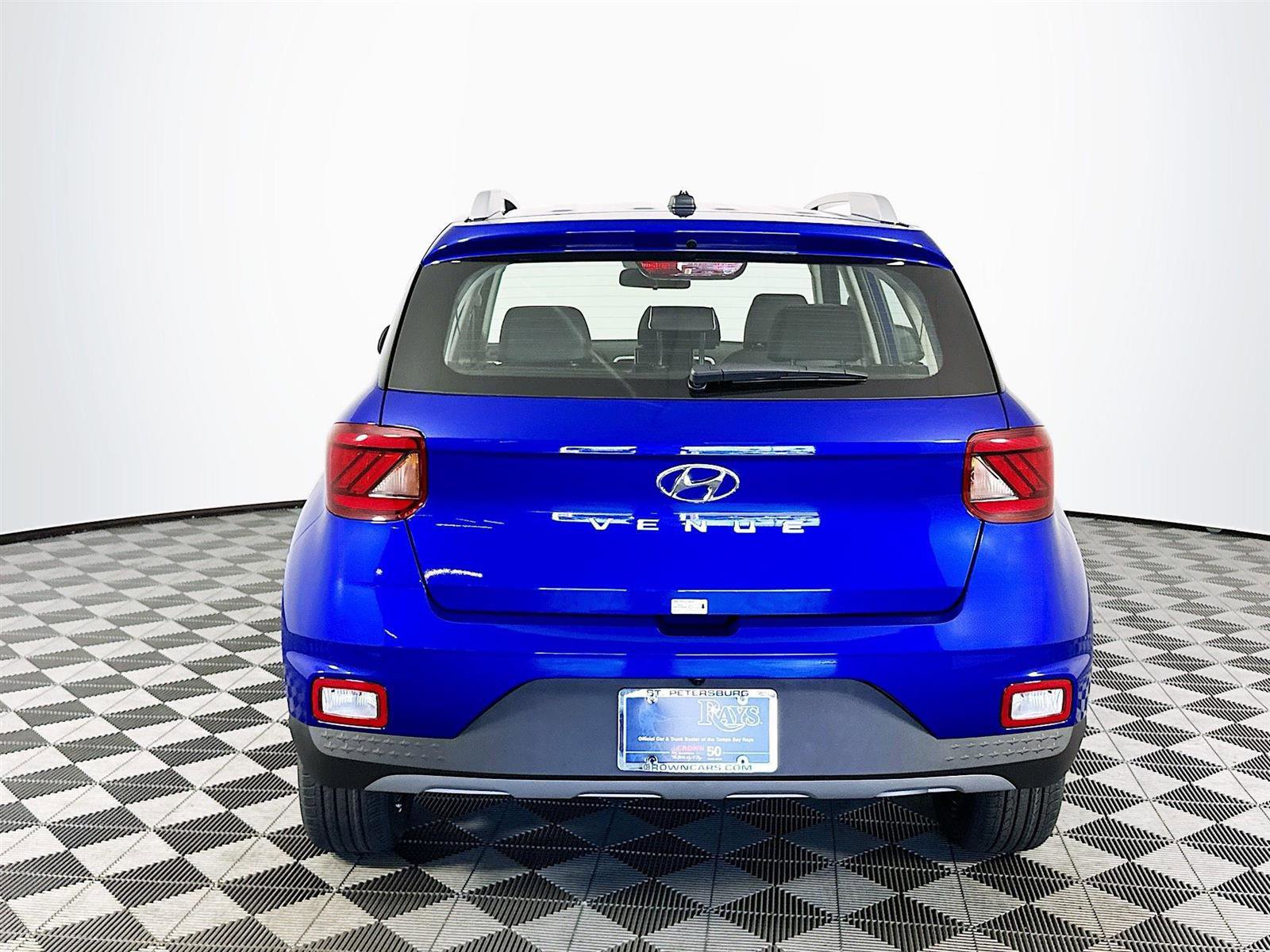 New 2025 Hyundai Venue Limited image 6