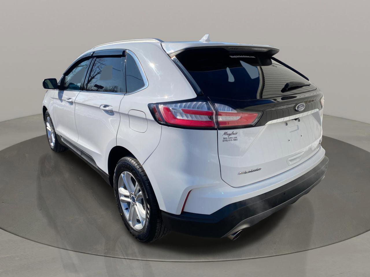 Used 2019 Ford Edge SEL image 4