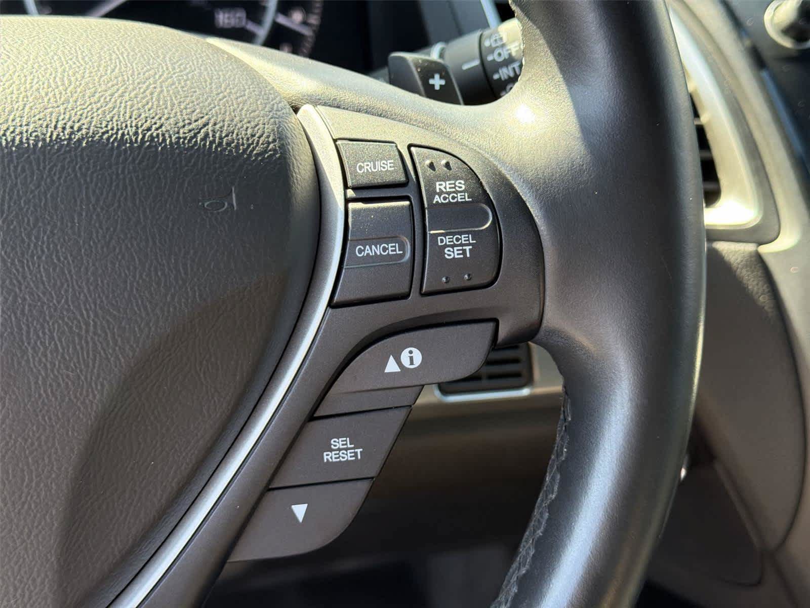 Used 2017 Acura RDX w/ Tech & AcuraWatch Plus Pack FWD image 35