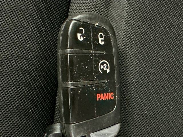 Used 2020 Jeep Renegade Latitude w/ Cold Weather Group image 16