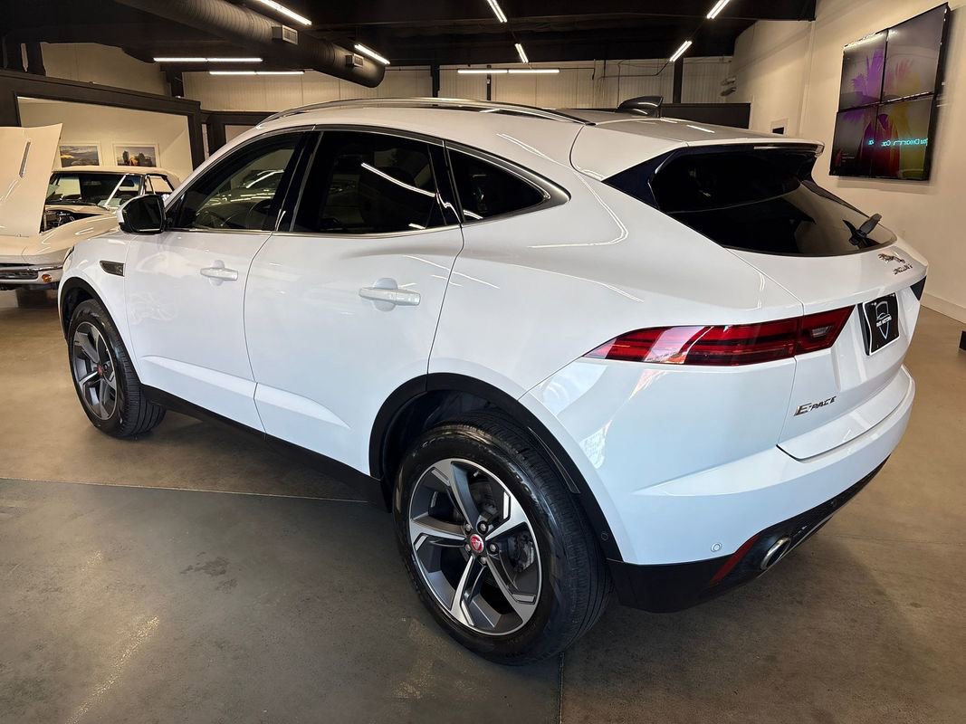 Used 2021 Jaguar E-PACE SE image 5