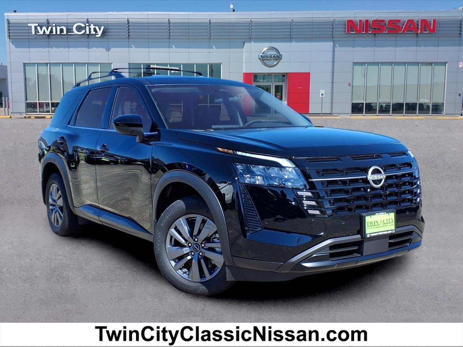 New 2026 Nissan Pathfinder SV FWD image 1