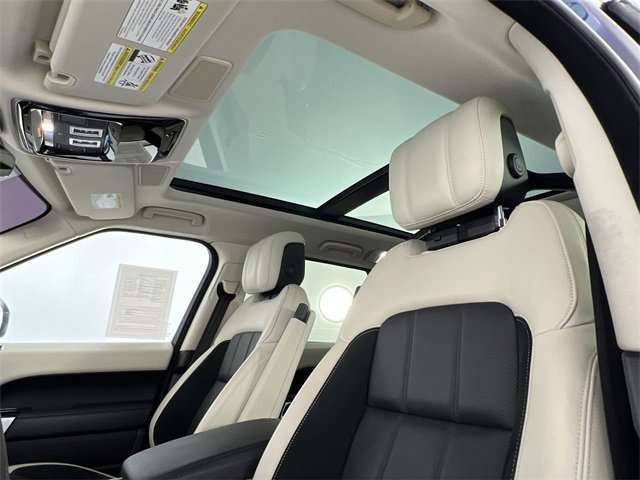 Used 2020 Land Rover Range Rover Sport HST image 18