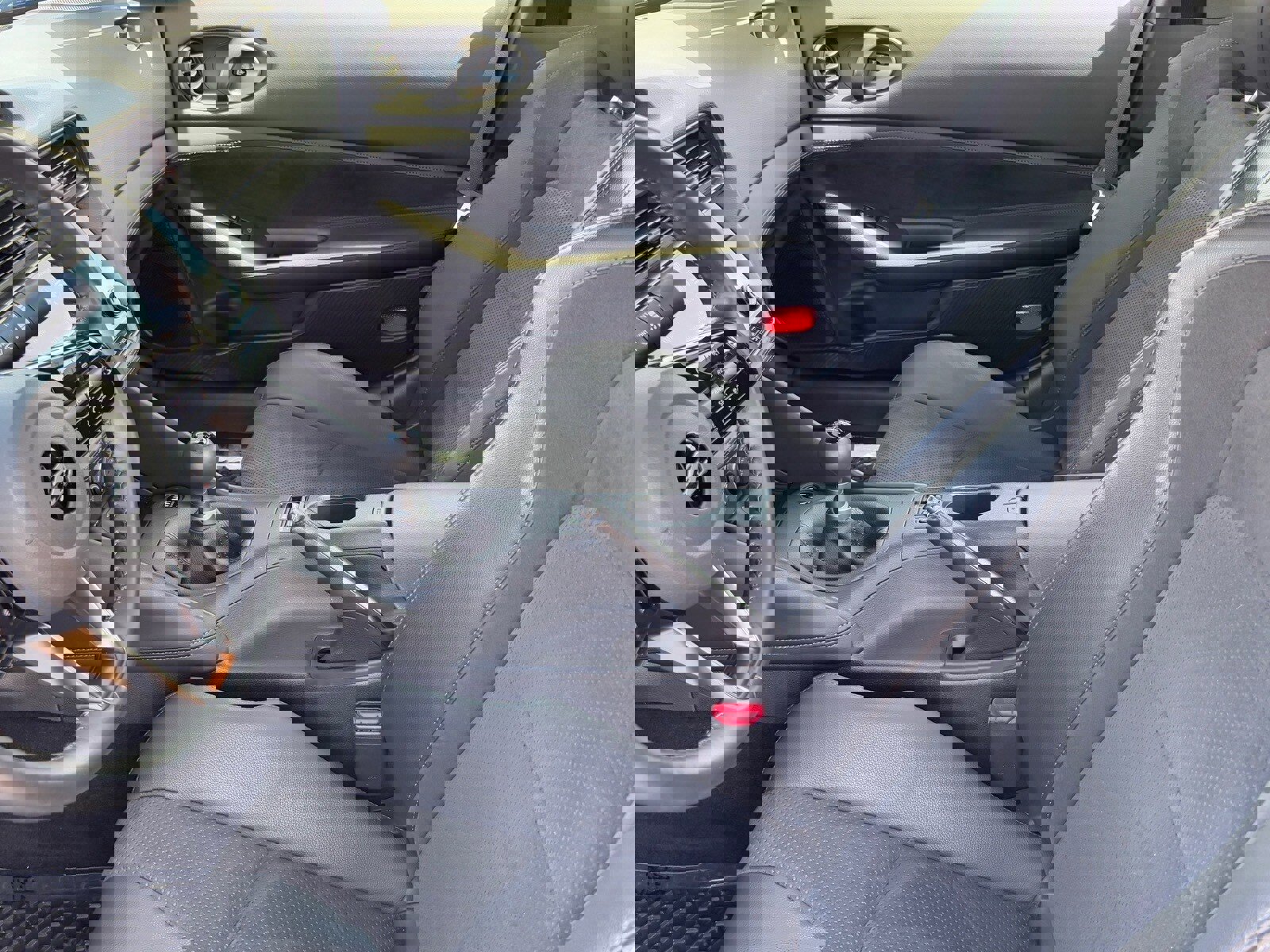 Certified 2024 Nissan Z Performance w/ Floor Mat Package image 14