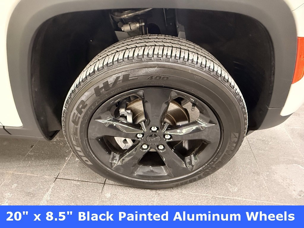 Certified 2025 Jeep Grand Cherokee Altitude image 41