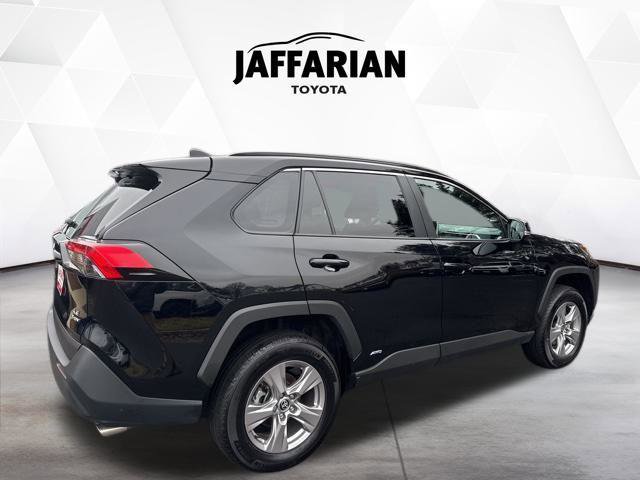 Certified 2025 Toyota RAV4 LE image 5