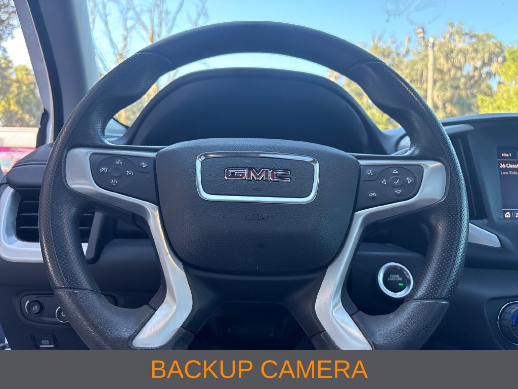 Used 2024 GMC Terrain SLE w/ Driver Convenience Package FWD image 9