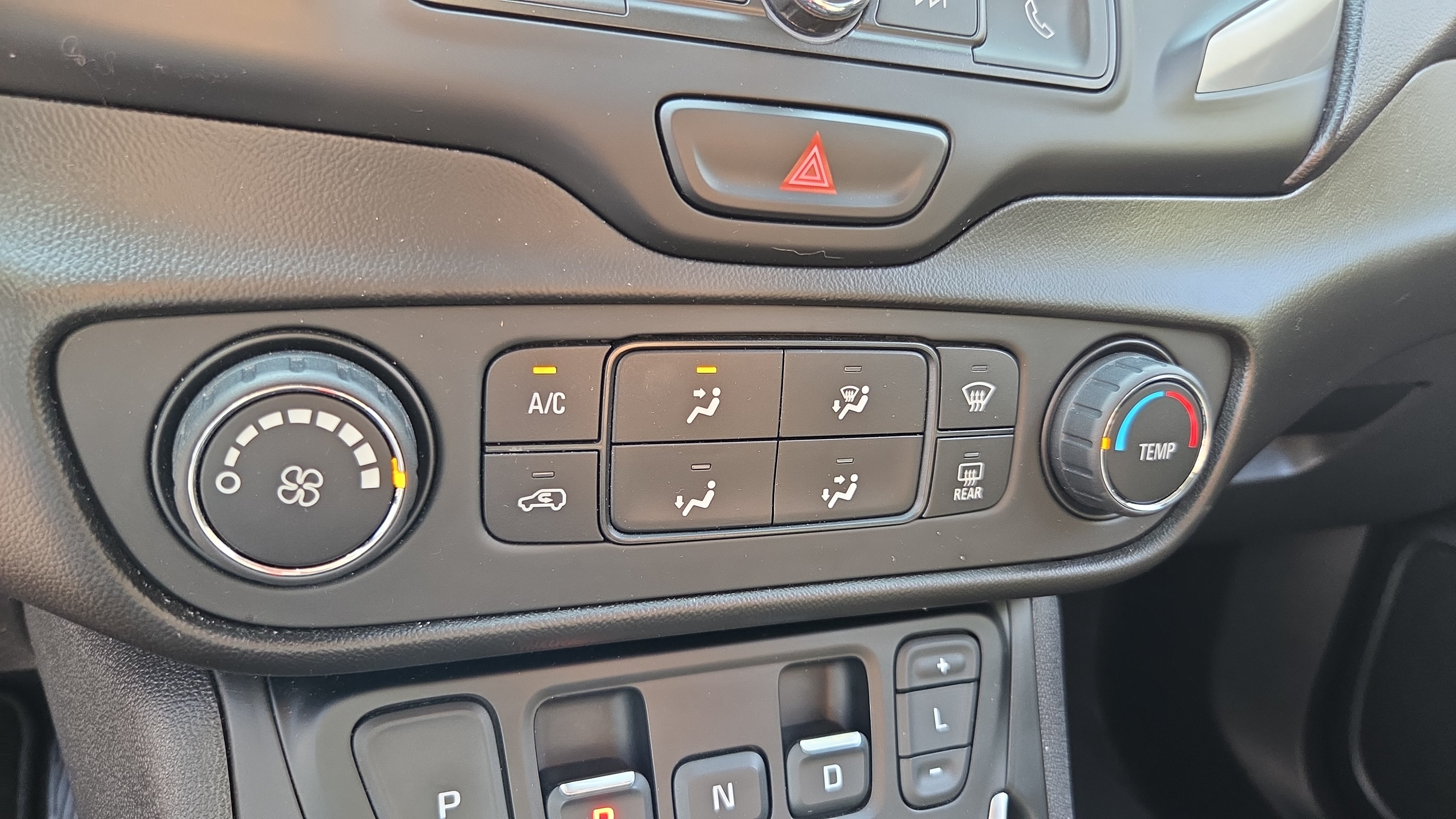 Certified 2020 GMC Terrain SLE FWD image 20