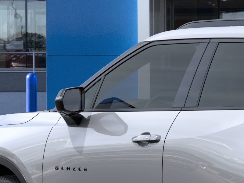 New 2026 Chevrolet Blazer LT w/ Midnight/Sport Edition FWD image 38