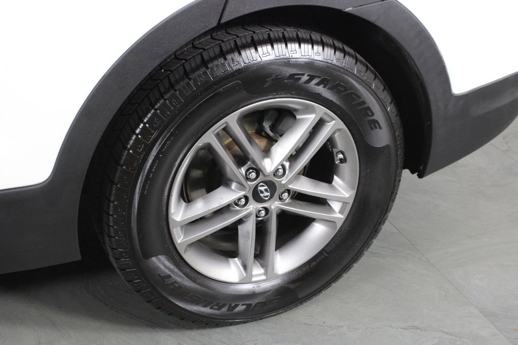 Used 2017 Hyundai Santa Fe Sport image 10