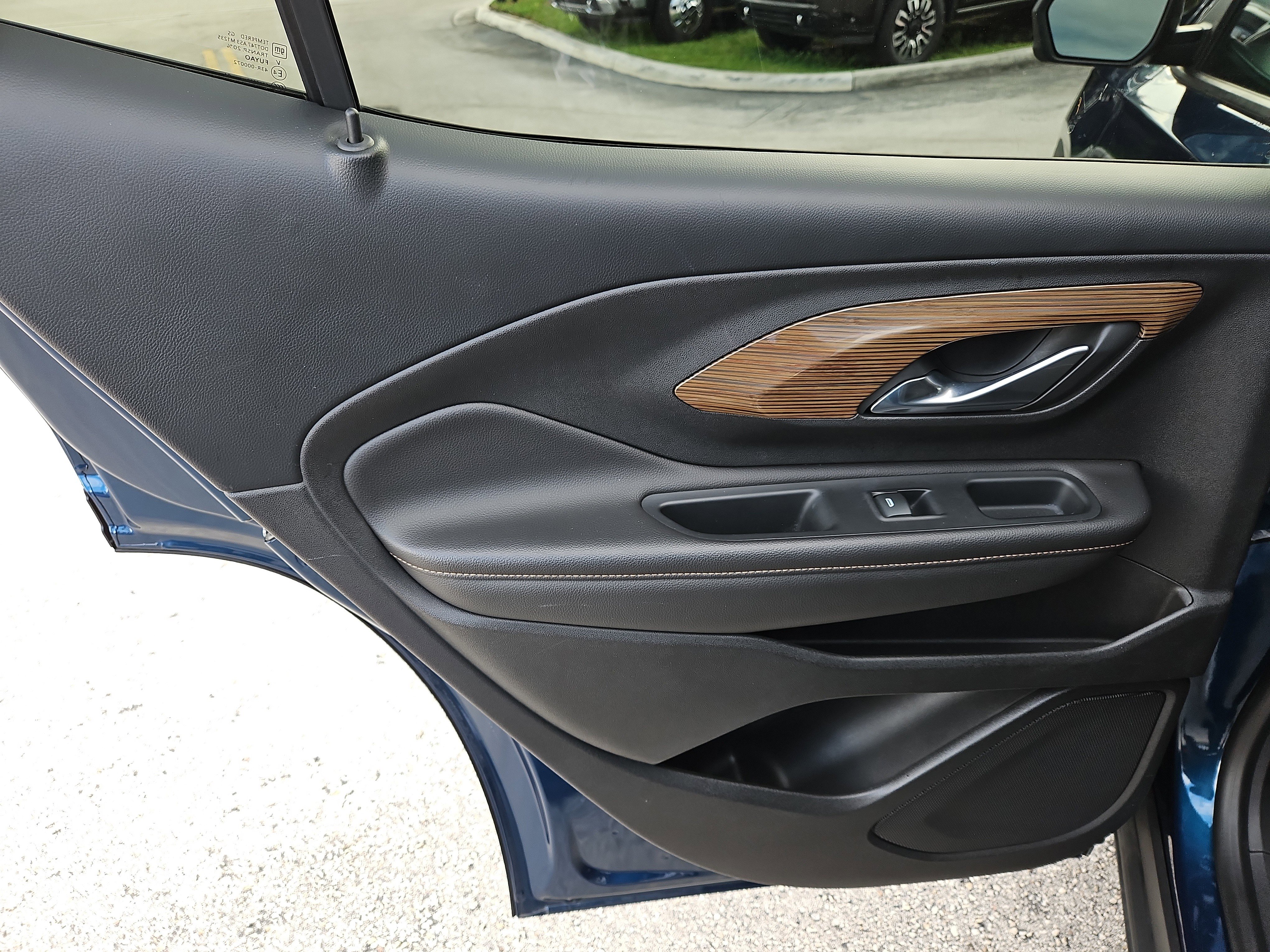 Used 2020 GMC Terrain SLE w/ Driver Convenience Package image 27