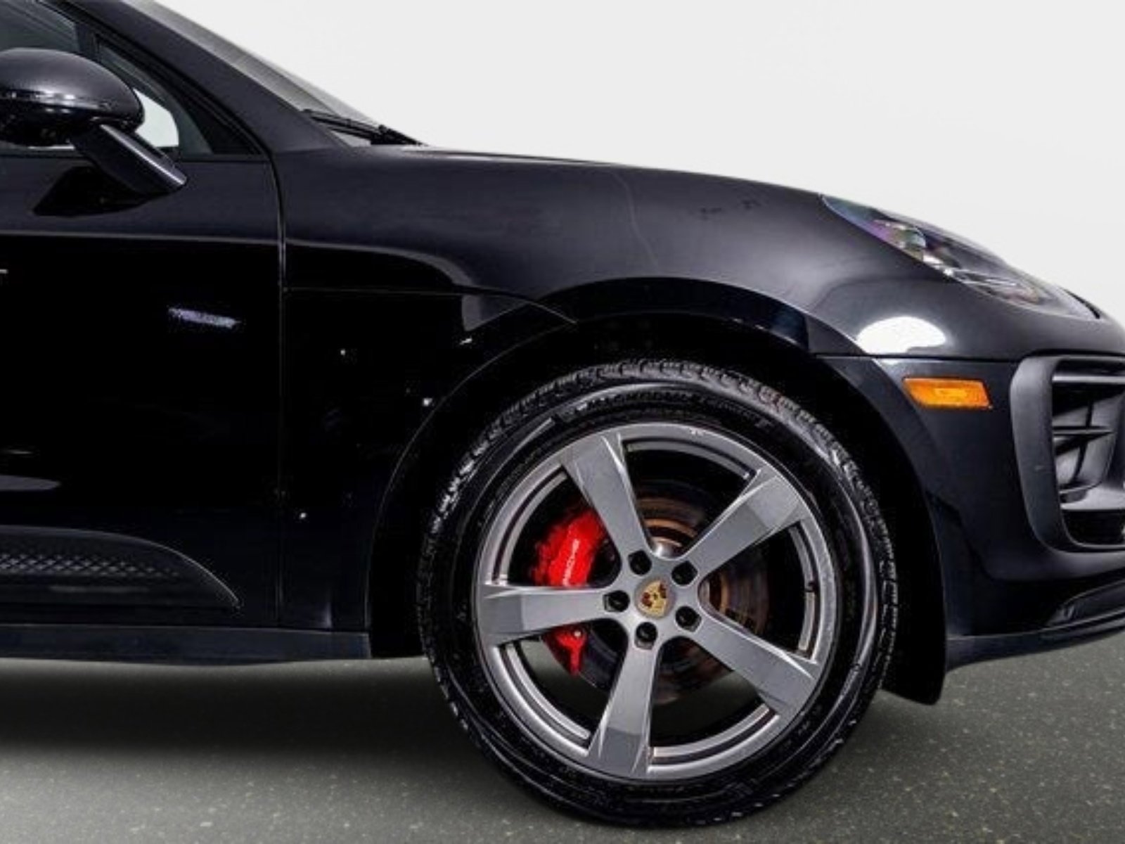 Used 2022 Porsche Macan S w/ Premium Package Plus image 7