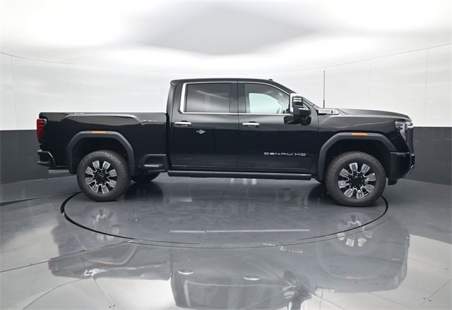 New 2026 GMC Sierra 2500 Denali w/ Denali Reserve Package image 4