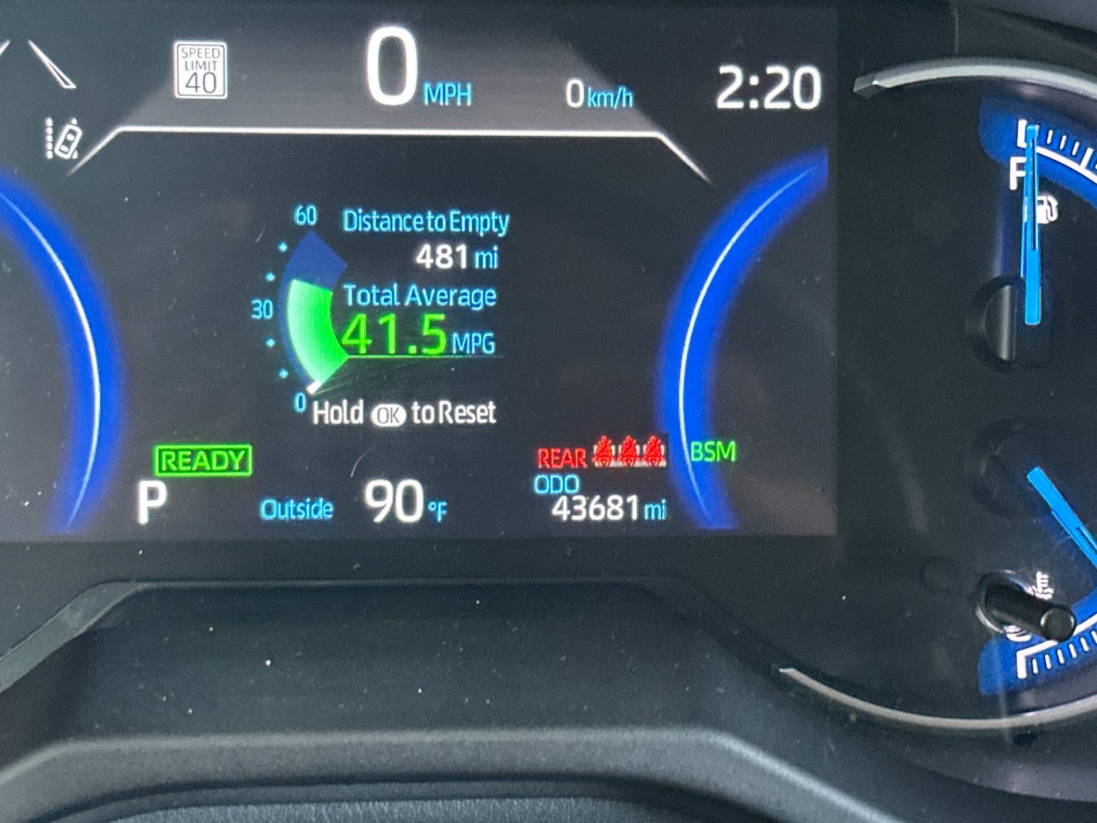 Used 2025 Toyota RAV4 XLE AWD/4WD image 25