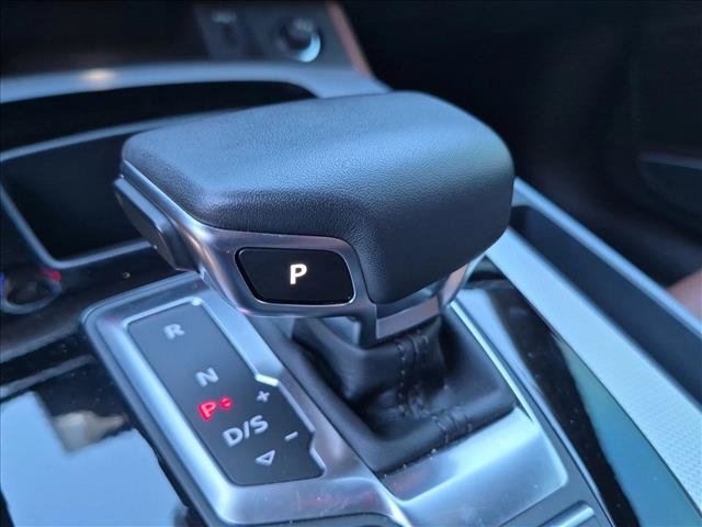 Used 2024 Audi Q5 2.0T Premium Plus w/ Premium Plus Package AWD/4WD image 12