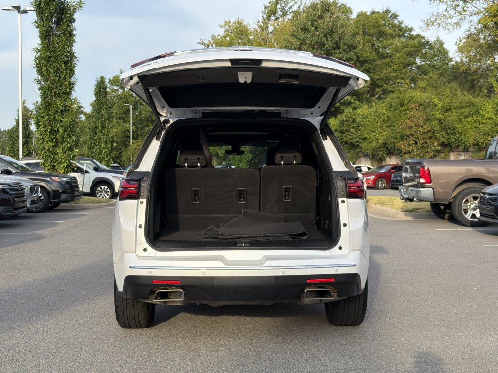 Used 2022 Chevrolet Traverse High Country FWD image 15
