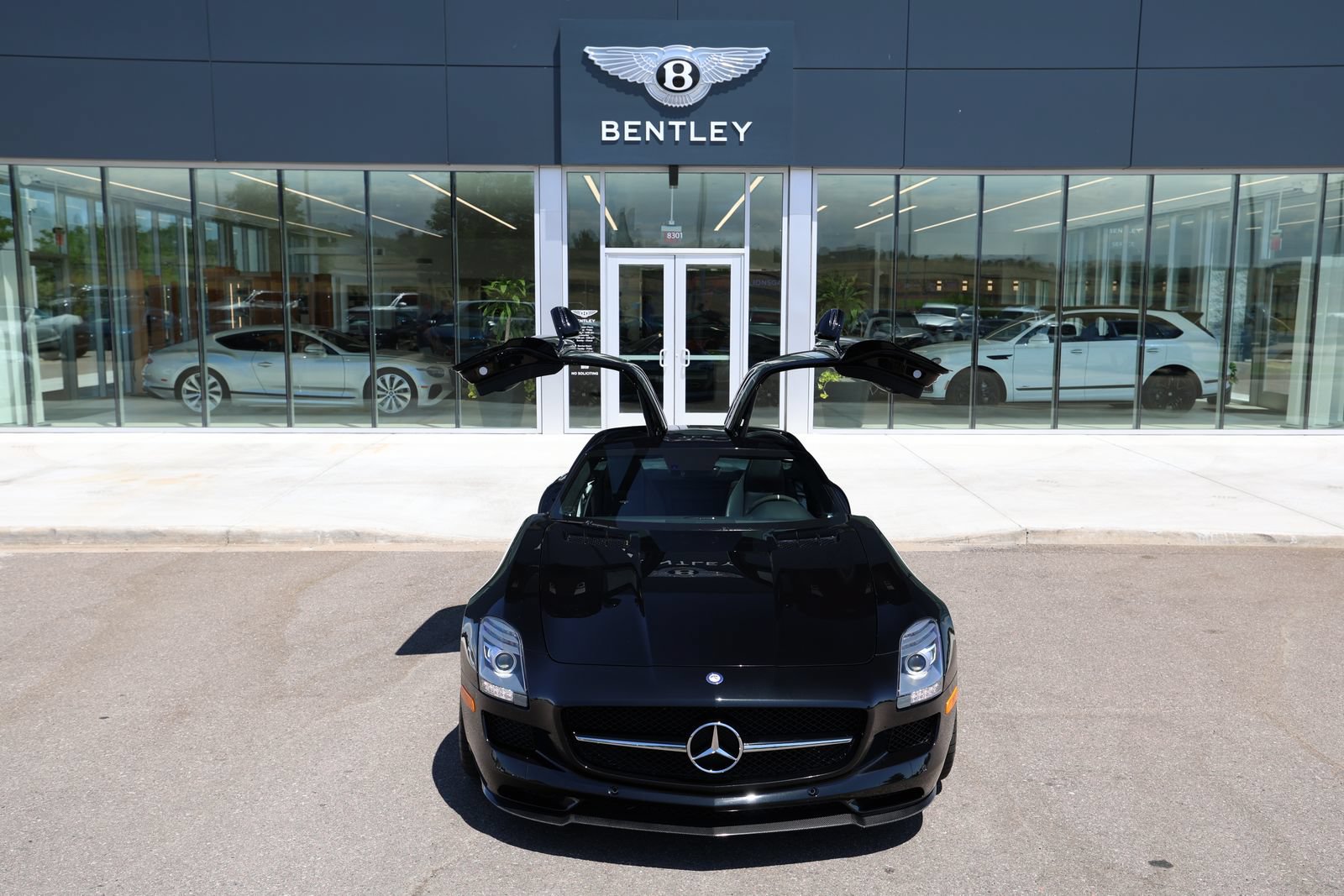 Used 2015 Mercedes-Benz SLS AMG GT Final Edition image 16