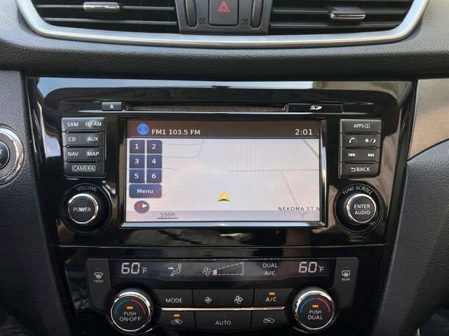 Used 2016 Nissan Rogue SV w/ SV Premium Package image 23
