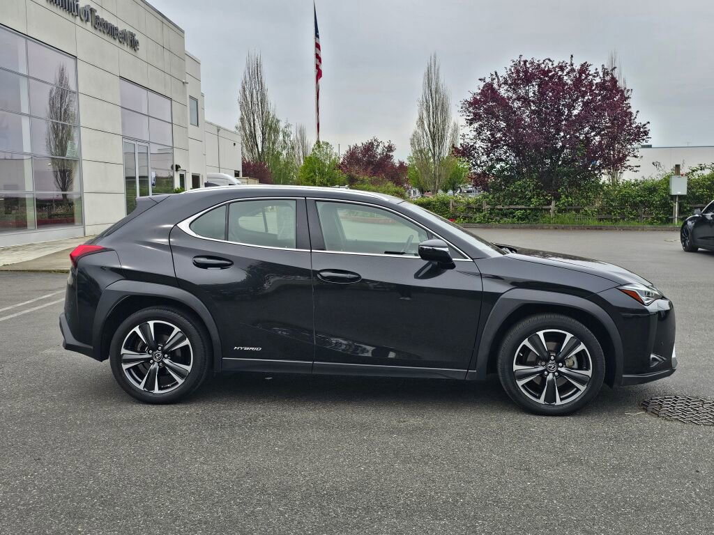 Used 2019 Lexus UX 250h w/ Premium Package image 8
